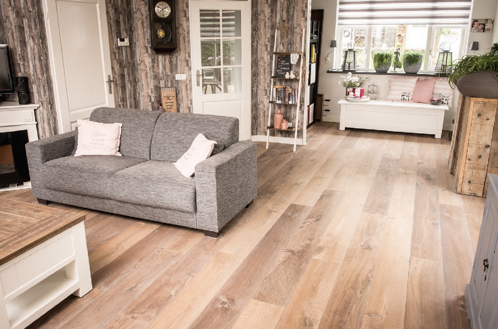 GalleryProduct